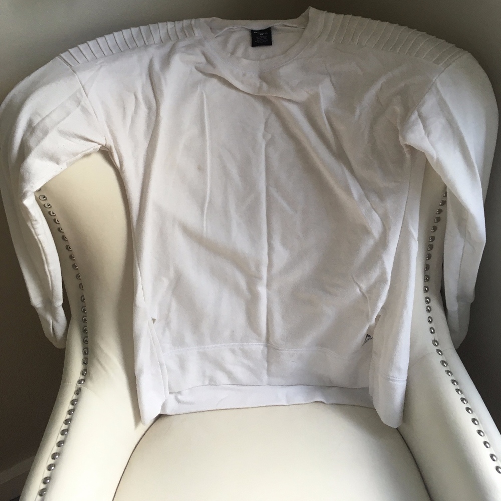 Reebok Crewneck Sweatshirt Medium